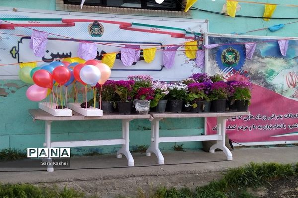 ارائه خدمات و اسکان موقت مسافران نوروزی توسط ارتش