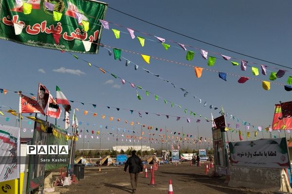 ارائه خدمات و اسکان موقت مسافران نوروزی توسط ارتش