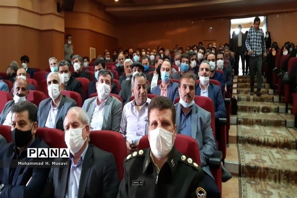 آیین تکریم و معارفه مدیر آموزش و پرورش ناحیه یک قم