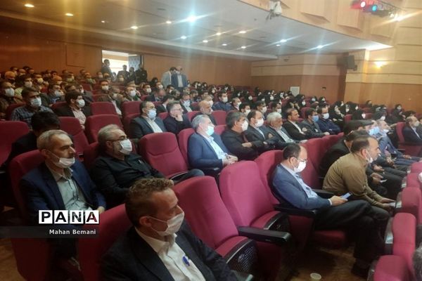 آیین تکریم و معارفه مدیر آموزش و پرورش ناحیه یک قم