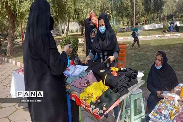 برپایی نمایشگاه تولیدات زنان سرپرست خانواده در شوشتر