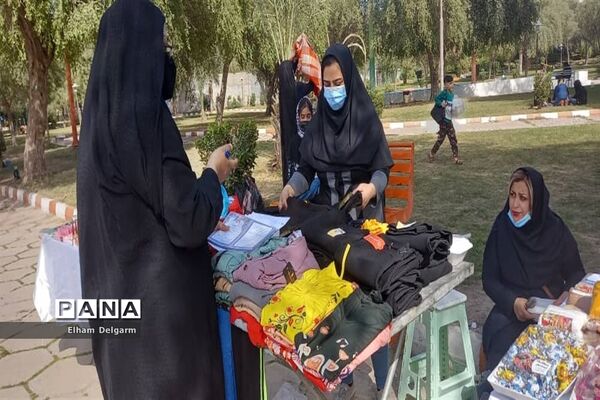 برپایی نمایشگاه تولیدات زنان سرپرست خانواده در شوشتر