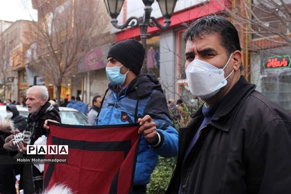 تب و تاب خرید مردم تبریز در آخرین ساعات قرن