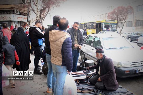 تب و تاب خرید مردم تبریز در آخرین ساعات قرن