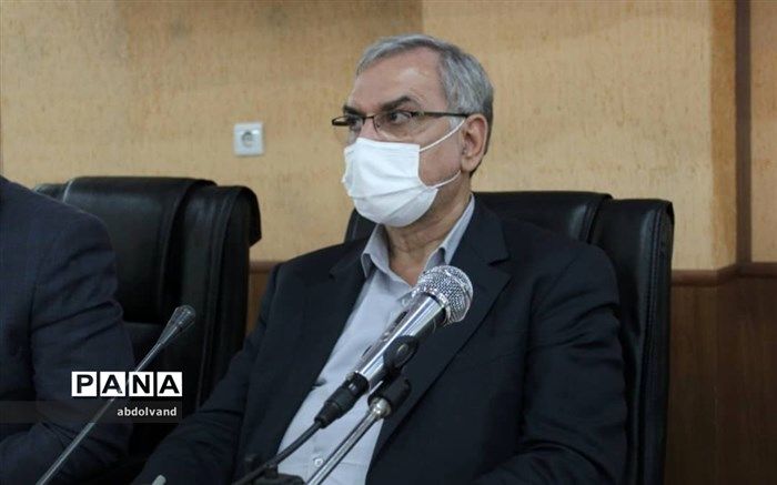وزیر بهداشت:‌ مشهد با توجه به حجم زائران با کمبود تخت بیمارستانی مواجه است