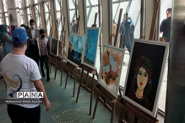 نمایشگاه آثار هنری هنرمندان سندرم‌دان
