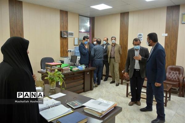 دیدار نوروزی مدیرکل آموزش و پرورش استان بوشهر با همکاران اداره‌کل