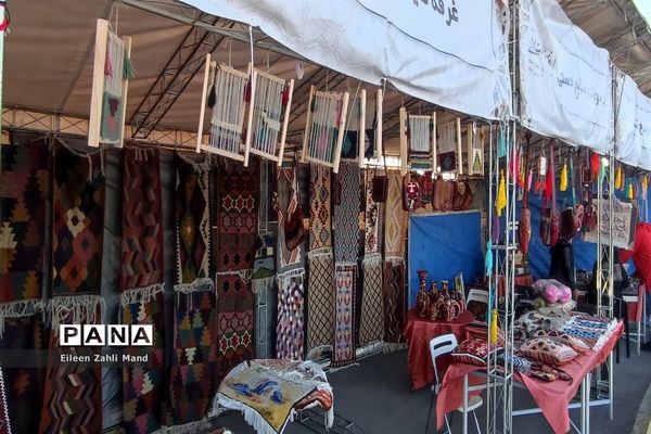 نمایشگاه اقوام، صنایع‌دستی و سوغات ایرانی در شهرستان رباط‌کریم
