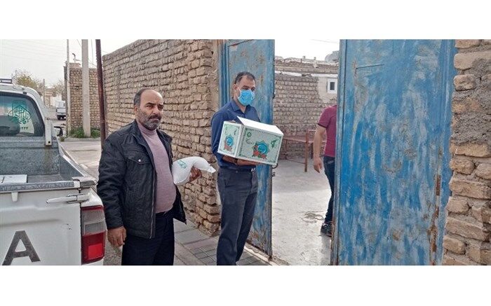 توزیع 20 بسته معیشتی بین خانواده‌های نیازمند روستای باقرآباد قم