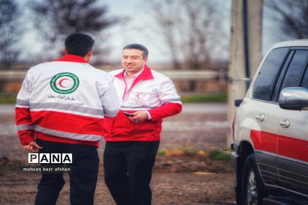 بازدید معاون درمانی و توانبخشی جمعیت هلال احمر کشوری از پایگاه بین جاده‌ای هلال احمر شهر دانسفهان
