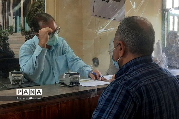 بازدید رئیس آموزش و پرورش ناحیه یک شیراز به همراه دانش‌آموزان پیشتاز از محل ستاد اسکان نوروزی