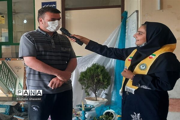 بازدید رئیس آموزش و پرورش ناحیه یک شیراز به همراه دانش‌آموزان پیشتاز از محل ستاد اسکان نوروزی