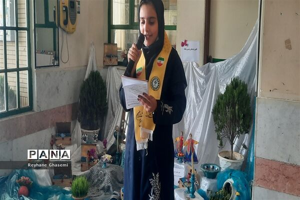 بازدید رئیس آموزش و پرورش ناحیه یک شیراز به همراه دانش‌آموزان پیشتاز از محل ستاد اسکان نوروزی