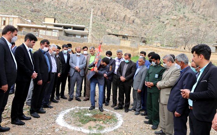 خشت گذاری ۱۲ پروژه ورزشی در مناطق محروم استان چهارمحال وبختیاری