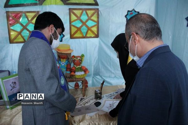 بازدید مدیر سازمان دانش‌آموزی استان فارس از ستاد اسکان مرکزی و دبیرستان امام خمینی (ره) ناحیه چهار شیراز