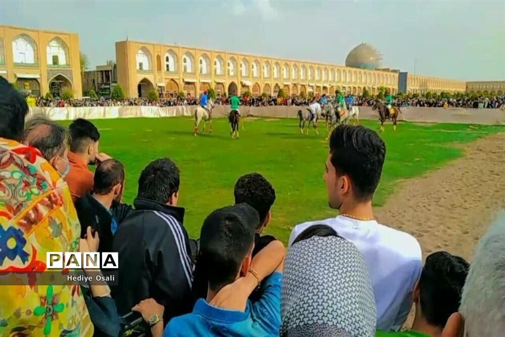 مسافران و گردشگران نوروزی در اصفهان