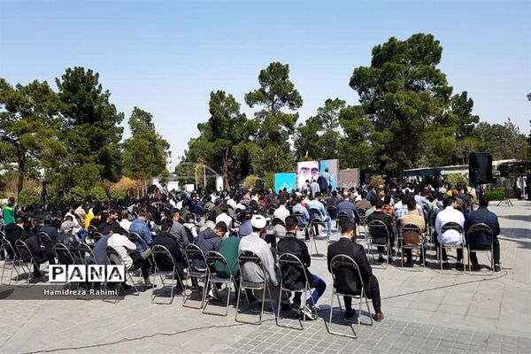 مراسم هشتمین سالگرد شهادت شهید علی خلیلی در گلزار شهدای بهشت حضرت زهرا(س)