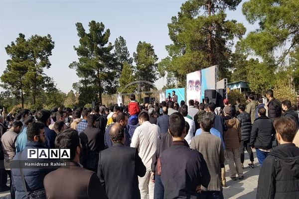 مراسم هشتمین سالگرد شهادت شهید علی خلیلی در گلزار شهدای بهشت حضرت زهرا(س)