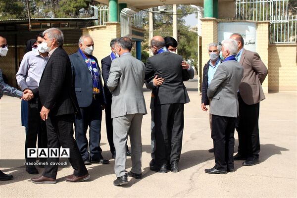 بازدید رئیس سازمان دانش‌آموزی فارس از ستاد اسکان ناحیه یک شیراز
