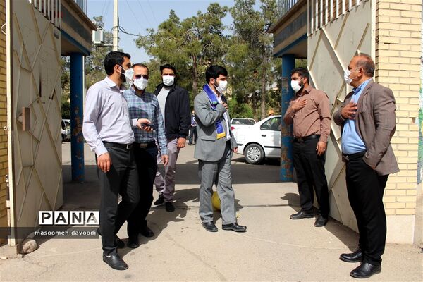 بازدید رئیس سازمان دانش‌آموزی فارس از ستاد اسکان ناحیه یک شیراز