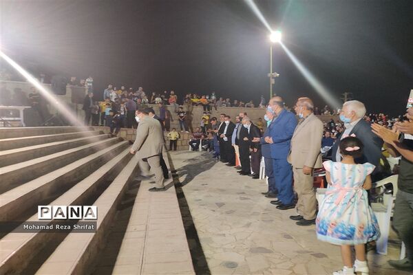 جشن عیدانه به‌مناسبت سال نو در شهرستان امیدیه