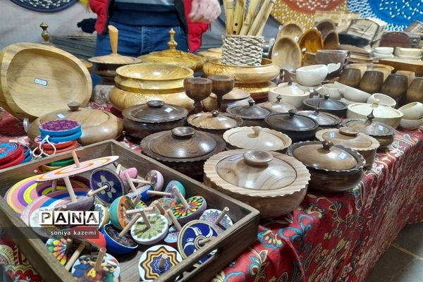 برپایی نمایشگاه ملی صنایع‌دستی و سوغات استان‌ها در مازندران