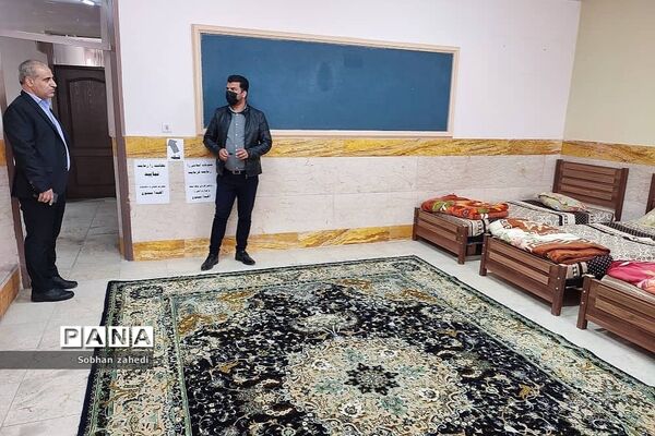 بازدید مسئولان شهری رودهن از ستاد اسکان فرهنگیان