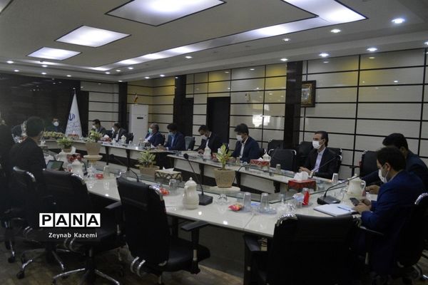 جلسه شورای معاونان اداره‌کل آموزش و پرورش استان بوشهر