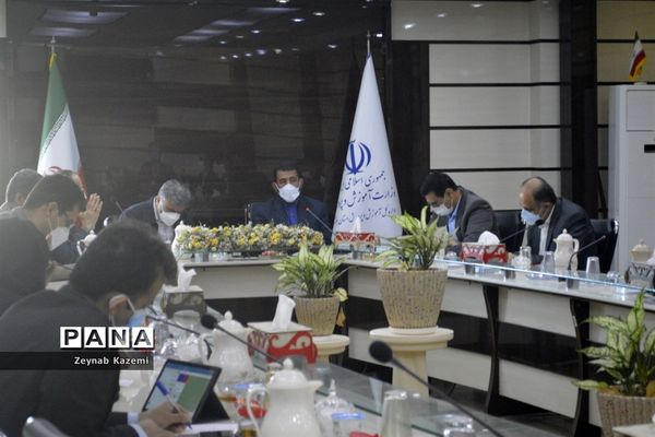 جلسه شورای معاونان اداره‌کل آموزش و پرورش استان بوشهر