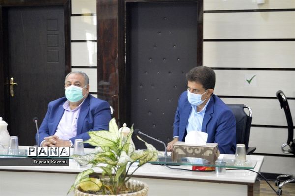 جلسه شورای معاونان اداره‌کل آموزش و پرورش استان بوشهر
