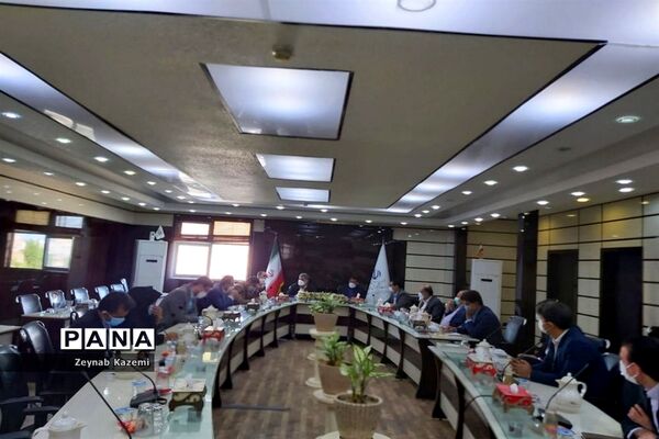 جلسه شورای معاونان اداره‌کل آموزش و پرورش استان بوشهر
