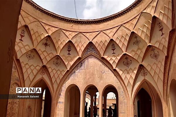 خانه طباطبایی‌ها،عروس خانه‌های ایرانی