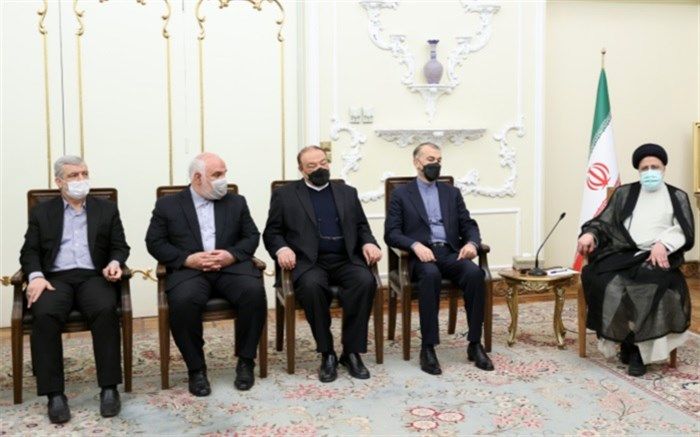 دیدار نوروزی مقامات کشوری و لشکری با رئیس‌جمهور