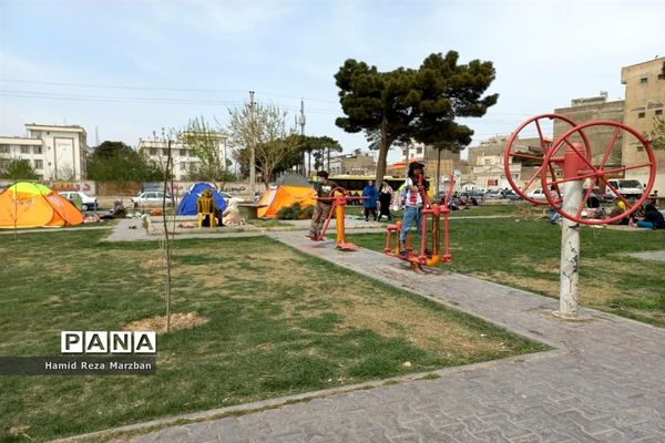 بوستان الغدیر شهرستان اسلامشهر در روز طبیعت