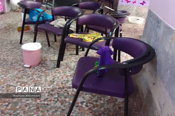 نشاط و شادمانی کادر دبستان فرهنگ دختران جهت استقبال از دانش‌آموزان