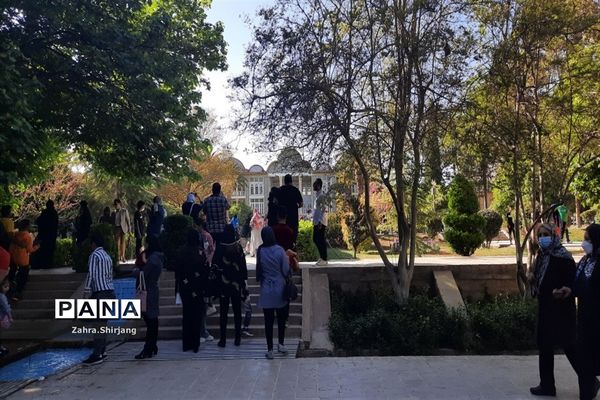 باغ ارم یکی از قلعه‌های اصلی دوران قاجار