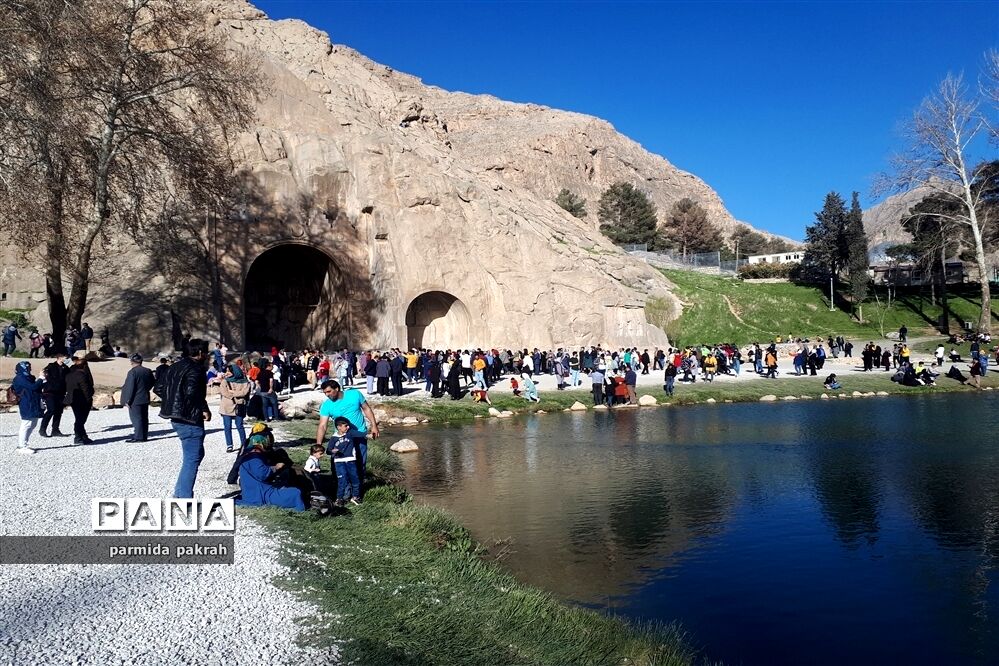 طاق بستان کرمانشاه در نوروز 1401