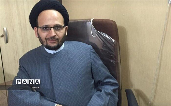 بانوان در انجام امور خیرخواهانه و نیکوکاری، از مبلغان و پیشتازان در جامعه هستند