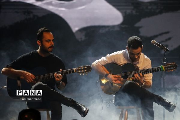 کنسرت محسن یگانه