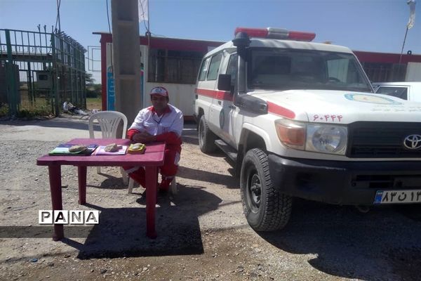 خدمت‌رسانی نیروهای امداد‌رسان جمعیت هلال‌احمر شهرستان امیدیه در ایام نوروز