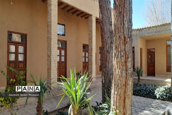 بیت امام خمینی (ره) در خمین