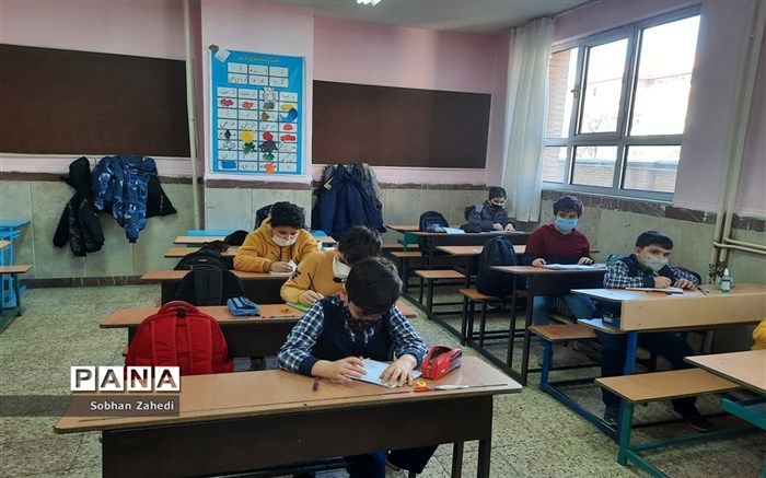دستورالعمل حضوری‌شدن مدارس از چهاردهم فروردین ماه ابلاغ شد/فیلم