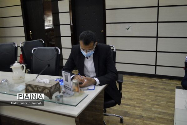 نشست‌خبری مدیرکل آموزش و پرورش استان بوشهر