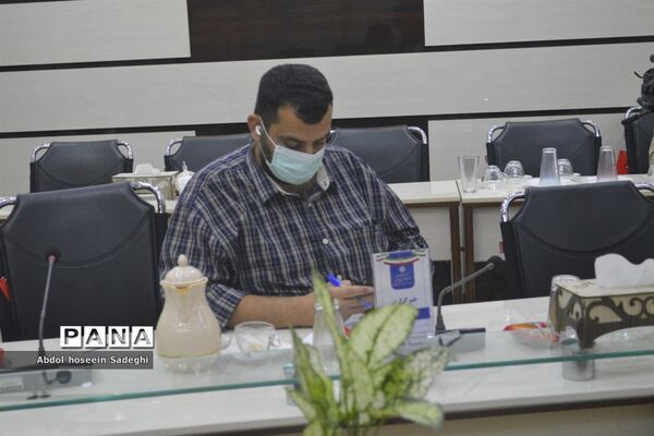 نشست‌خبری مدیرکل آموزش و پرورش استان بوشهر