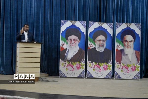 جلسه مدیران مدارس شهرستان بوشهر