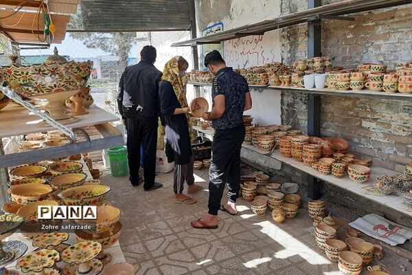 «روستای مِند» یکی از مراکز سفال در ایران‌