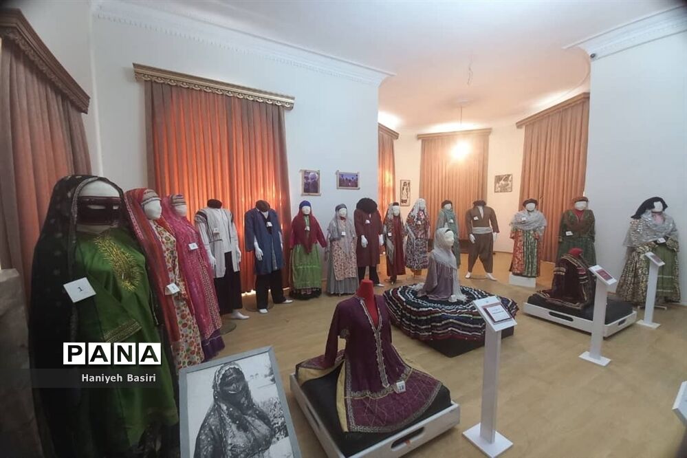 موزه پوشاک سلطنتی کاخ سعدآباد تهران