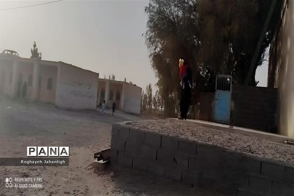 زیارتگاه باستانی بی بی دوست در سیستان