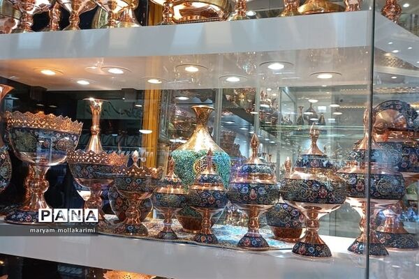 بازار صنایع‌دستی اصفهان