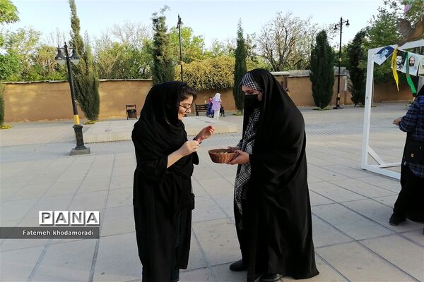 ایجاد ایستگاه‌های تذکر لسانی در اماکن توریستی شیراز